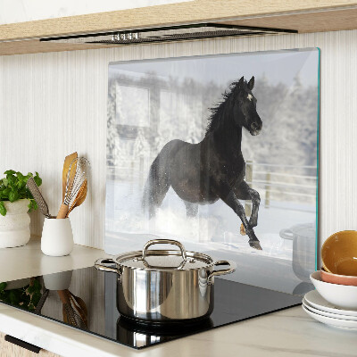 Planche à découper verre Un cheval dans un paysage hivernal