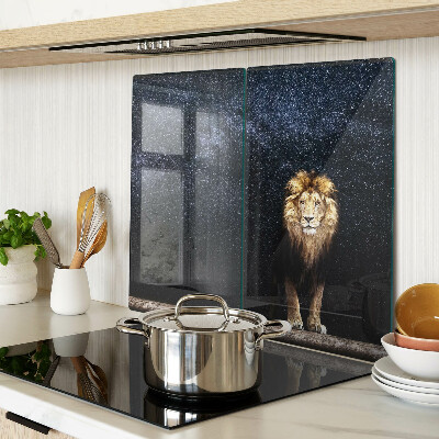 Planche à découper en verre Le lion et le ciel plein d'étoiles
