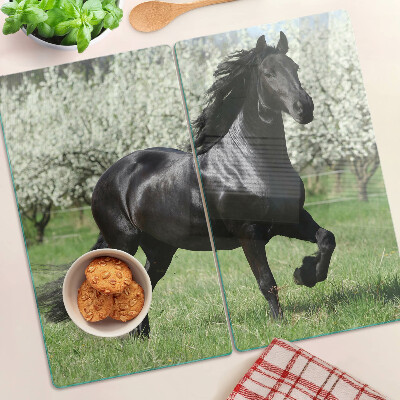 Planche à découper verre Cheval noir dans le pré