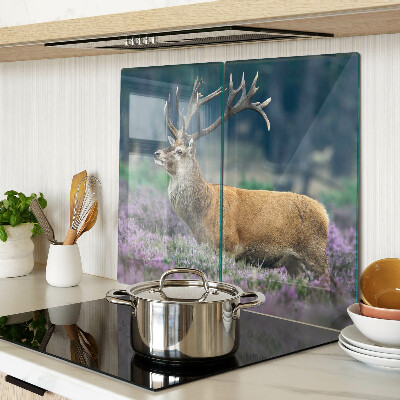 Planche à découper verre Cerf dans un paysage de lavande