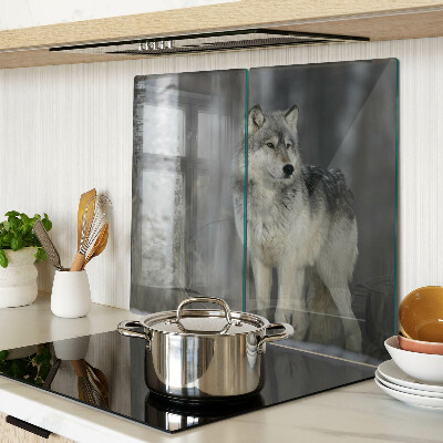 Planche à découper en verre Loup dans un décor forestier