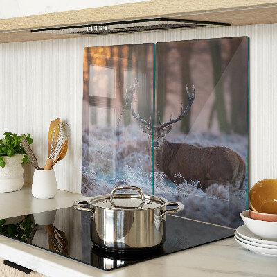 Planche à découper verre Cerf dans la forêt d'hiver