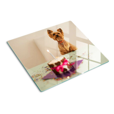 Planche à découper en verre Chien à table avec un gâteau