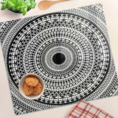Planche à découper verre Mandala dans les tons de noir et blanc