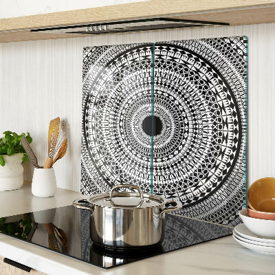 Planche à découper verre Mandala dans les tons de noir et blanc