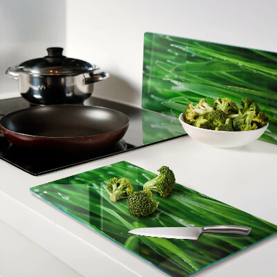 Planche à découper en verre Herbe avec des gouttes d'eau