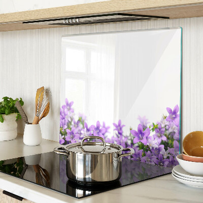 Planche à découper en verre Fleurs violettes en arrière-plan