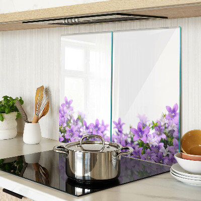 Planche à découper en verre Fleurs violettes en arrière-plan