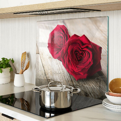 Planche à découper en verre Roses rouges sur fond de bois