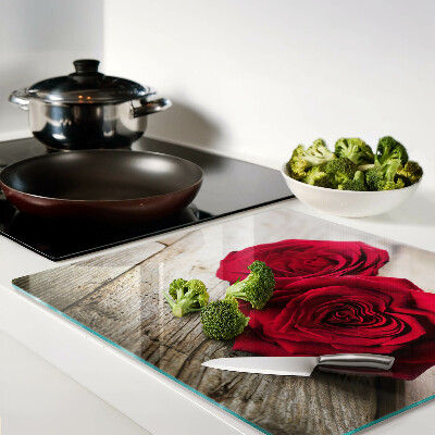 Planche à découper en verre Roses rouges sur fond de bois