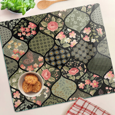 Planche à découper verre Patchwork floral à motifs géométriques