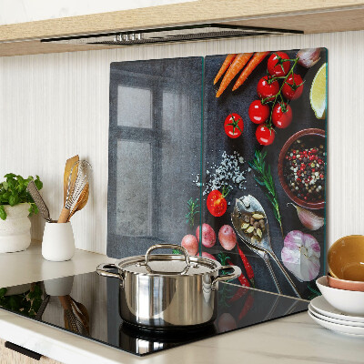 Planche à découper en verre Légumes et épices sur fond sombre