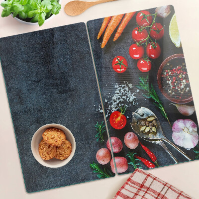 Planche à découper en verre Légumes et épices sur fond sombre