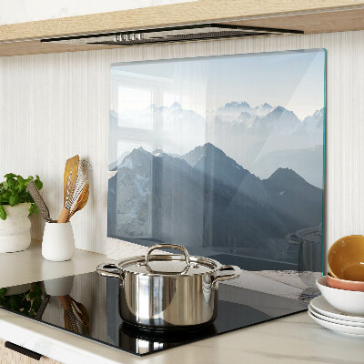 Planche à découper en verre Paysage de montagne dans les nuages
