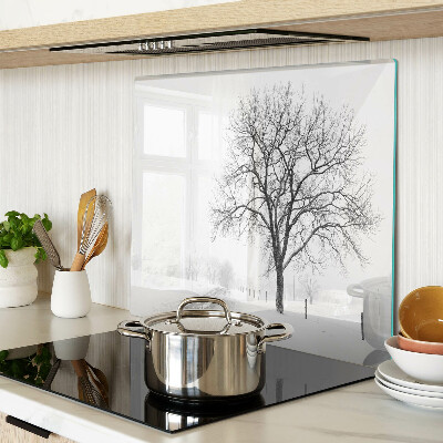 Planche à découper en verre Paysage d'hiver vide avec un arbre