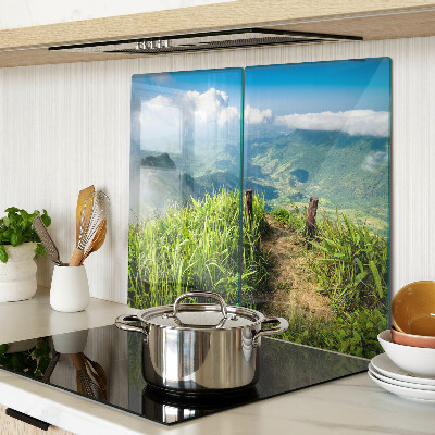 Planche à découper verre Paysage de montagne avec verdure