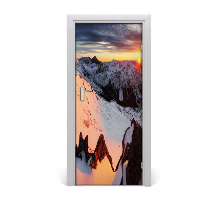 Stickers porte interieur Paysages montagnes en hiver