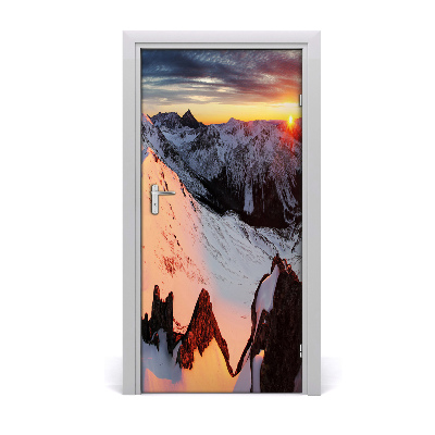 Stickers porte interieur Paysages montagnes en hiver