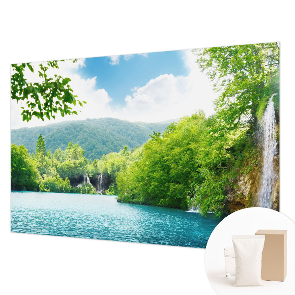 Papier peint panoramique de haute qualité avec un motif de cascade naturelle