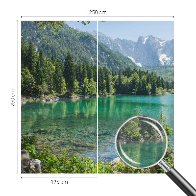 Papier peint panoramique de haute qualité avec le motif « Zelené jazero »