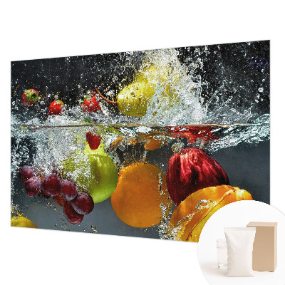 Papier peint panoramique chambre adulte avec un motif de fruits dans l'eau