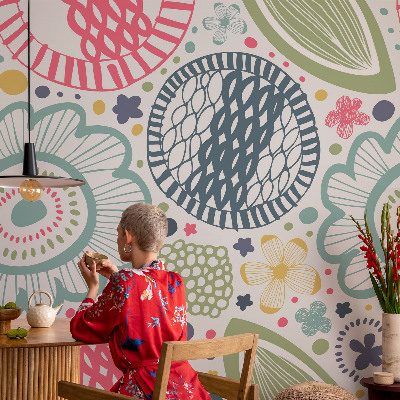 Papier peint chambre moderne avec des motifs floraux