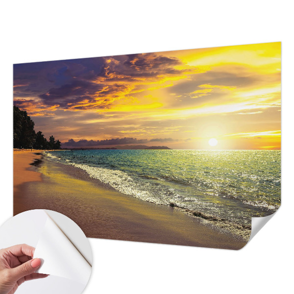 Papier peint photo autocollant Pláž pri západe slnka