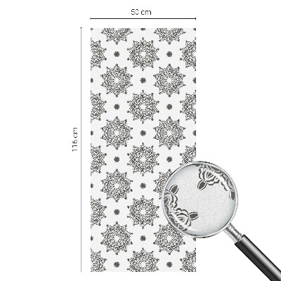 Film adhésif pour vitrage dépoli vitrail rosettes classiques