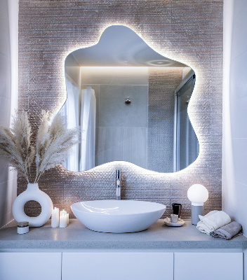 Miroir en forme de tache éclairé par LED