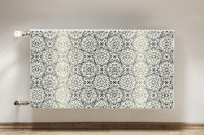 Un tapis avec un imprimé radiateur Motif floral