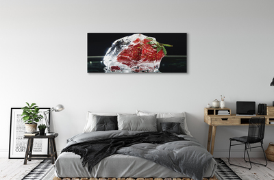 Tableaux sur toile canvas Fraises dans le cube de glace