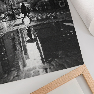 Impression sur toile Graphismes urbains modernes en noir et blanc sous la pluie