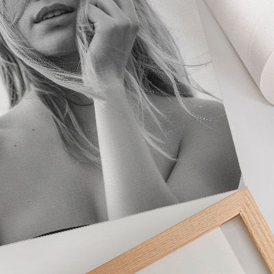Impression sur toile Portrait d'une femme pleine d'émotions