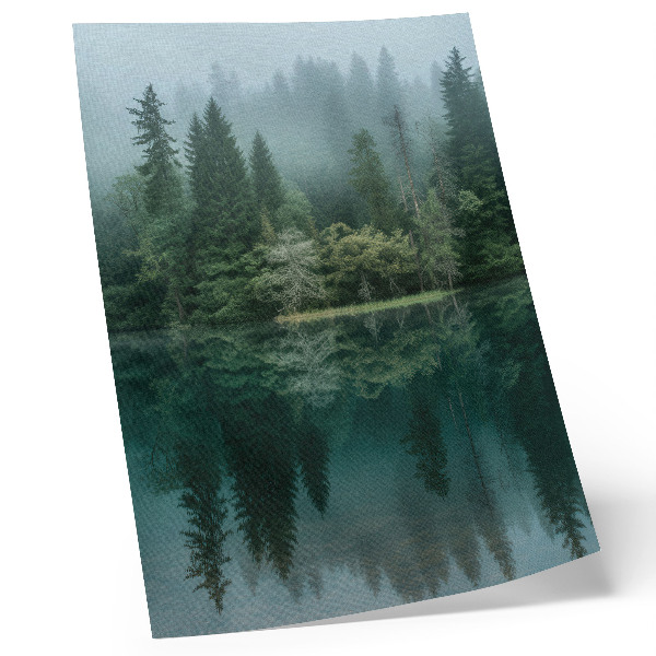 Impression sur toile Reflet du brouillard dans l'eau, au cœur d'une forêt verdoyante
