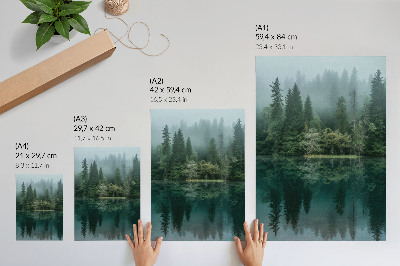 Impression sur toile Reflet du brouillard dans l'eau, au cœur d'une forêt verdoyante