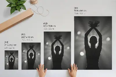 Décoration murale silhouette nette se détachant sur les rayons de lumière