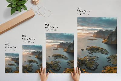 Affiche décorative Coucher de soleil sur les montagnes et village balnéaire