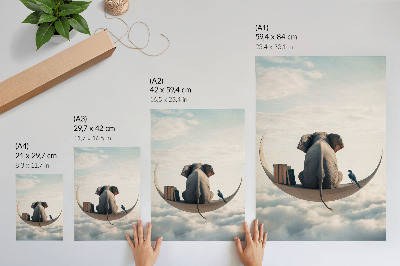 Décoration murale Éléphant sur un croissant de lune avec des livres dans les nuages