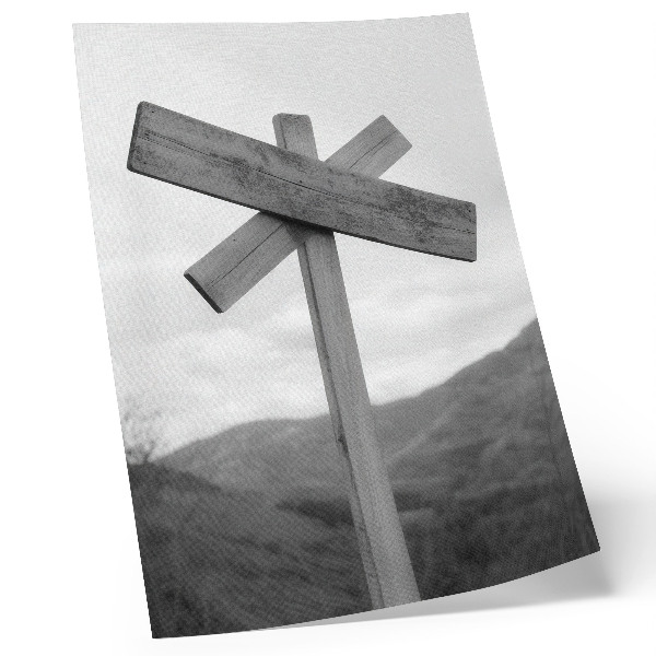 Impression sur toile Panneau en bois avec un paysage de montagne en arrière-plan, en noir et blanc