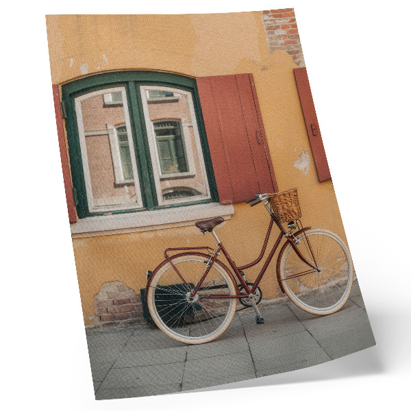 Affiche décorative Un vélo se détachant sur une façade rétro colorée