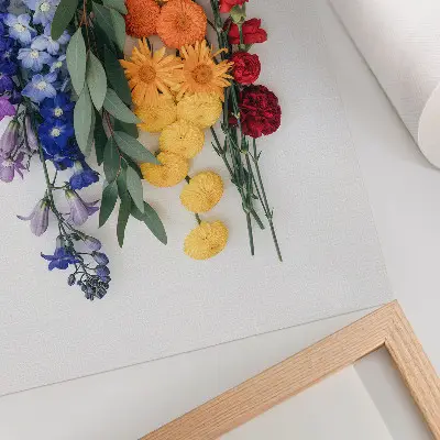 Impression sur toile fleurs alignées à la verticale aux couleurs éclatantes