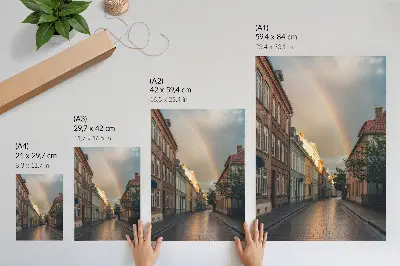 Affiche décorative immeubles colorés sous un ciel nuageux arc-en-ciel