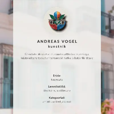 Impression sur toile fleurs sur le balcon avec une façade en briques dans un style classique