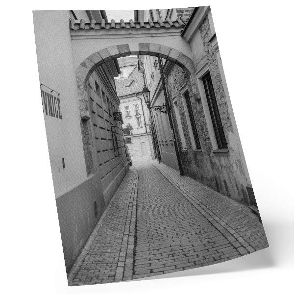 Impression sur toile L'architecture en noir et blanc d'une rue nostalgique
