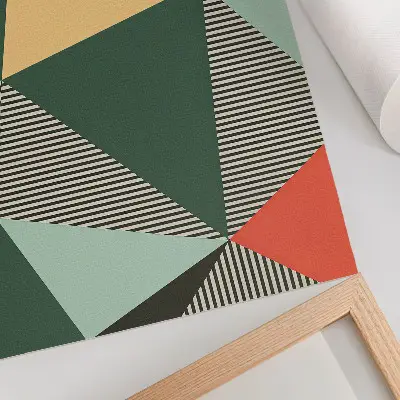 Affiche décorative avec des triangles et des rayures variés dans des tons vifs