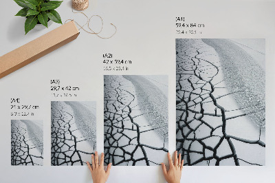 Décoration murale Des lignes de glace craquelées, une beauté hivernale harmonieuse