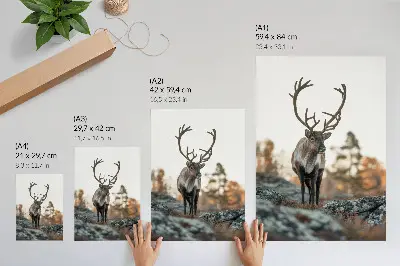 Décoration murale représentant des cerfs dans un paysage automnal avec des rochers et des arbres