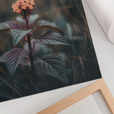 Impression sur toile Une plante à fleur colorée sur fond vert