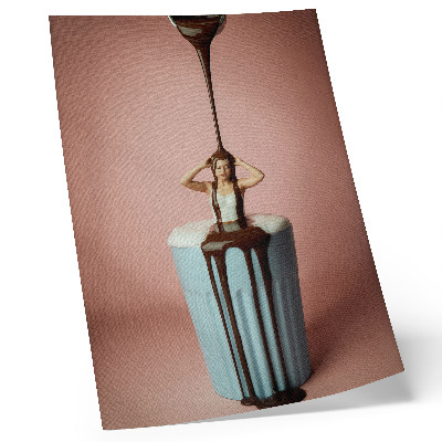 Affiche décorative Personne dans une tasse de chocolat sur fond rose