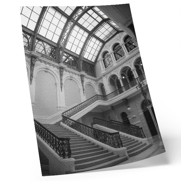 Affiche décorative Escalier décoratif, grandes fenêtres, hauts plafonds